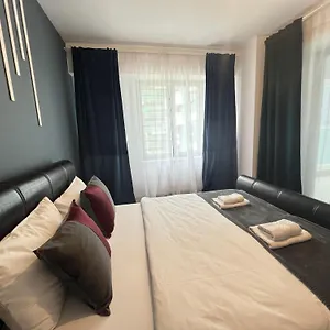 *** شقة فندقية أبغراوند ريزيدينس رومانيا