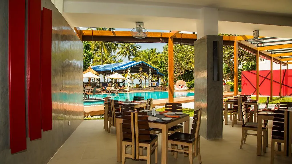 Camelot Beach Hotel Negombo