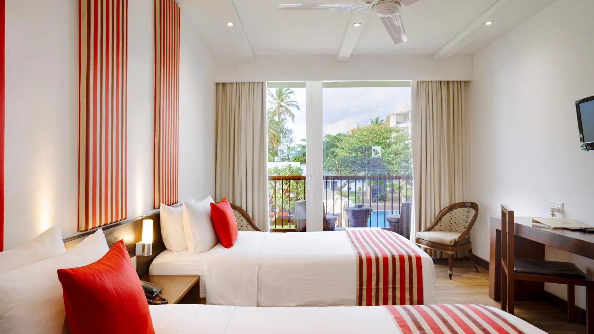 Camelot Beach Hotel Negombo Sri Lanka