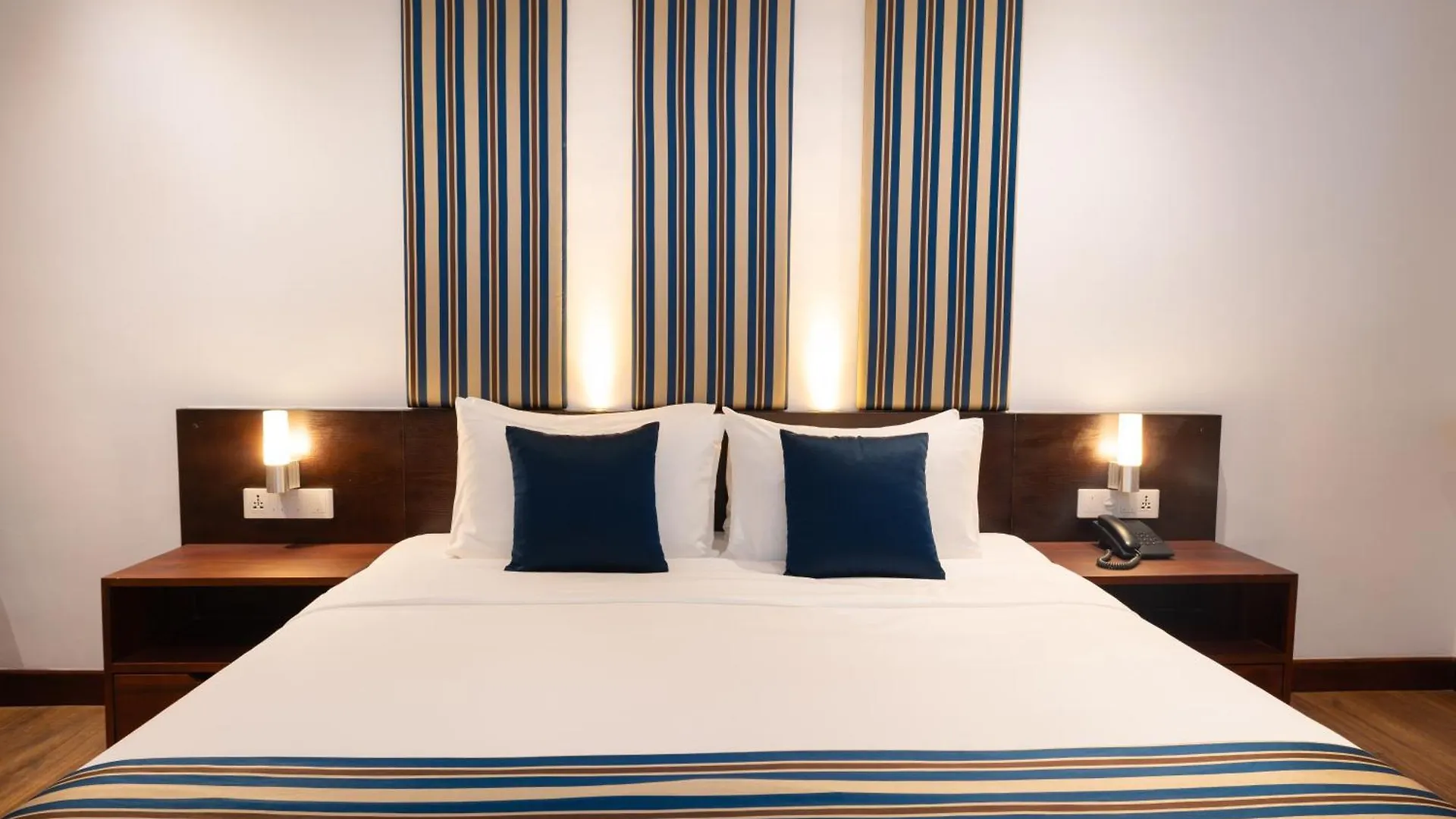 Camelot Beach Hotel Negombo