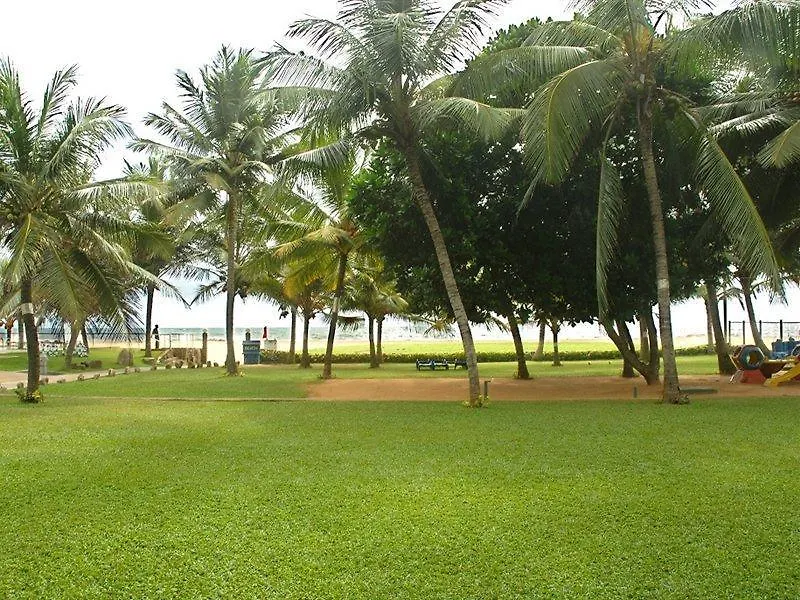****  Camelot Beach Hotel Negombo Sri Lanka